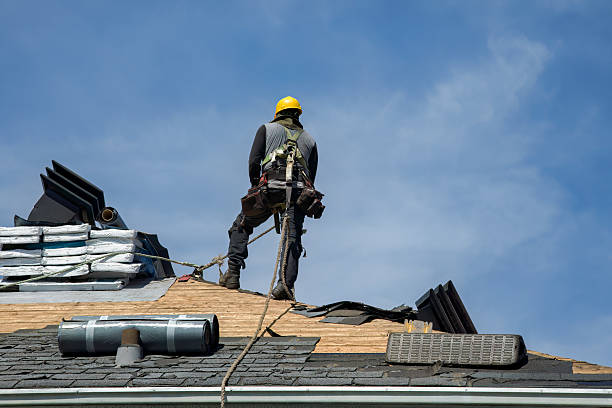 Professional Gutter Installation technician working in Rogerson, ID